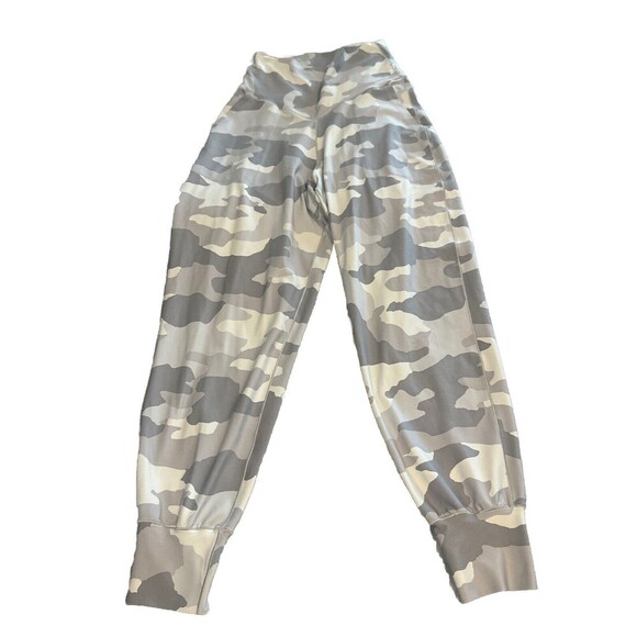 Offline By Aerie Joggers GRAY Camouflage Real Me High Rise Leggings Pockets Sz M - Picture 2 of 8